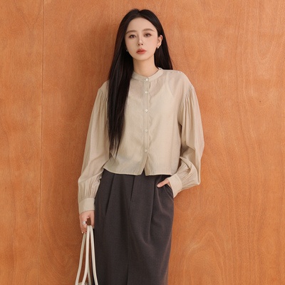AIRIQI衬衫秋季新款立领通勤泡泡袖桑蚕丝长袖小衫AH43CS311