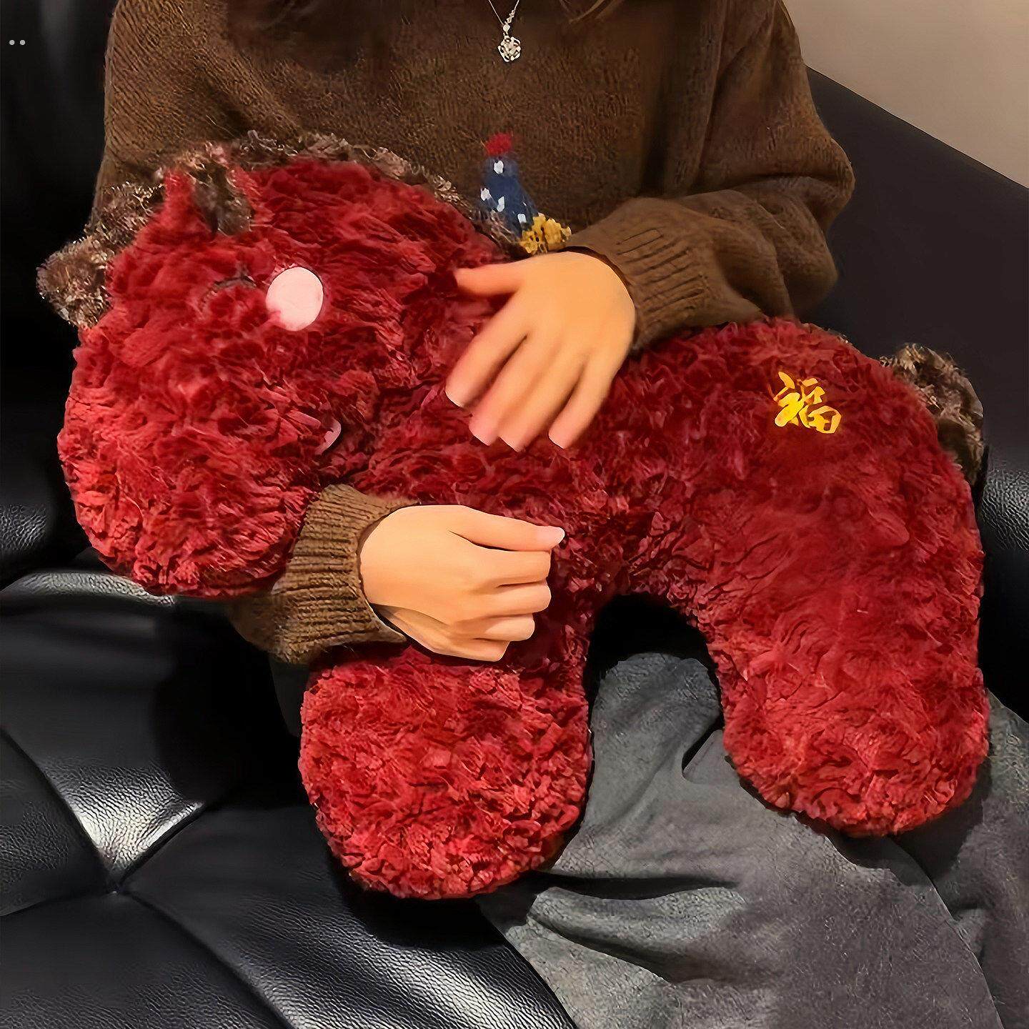 福运小马抱枕2026马年吉祥物沙发靠枕新年喜庆布置家用高颜值新款