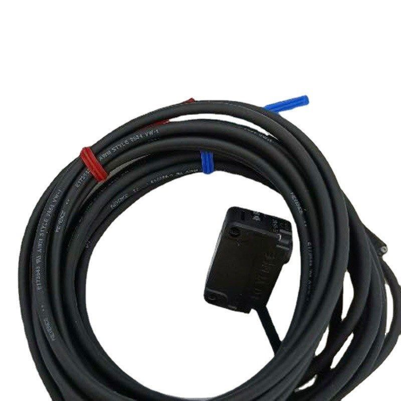 基恩士PZ-G51N强力光型光电传感器 PZ-G系列方形 渗透电缆型