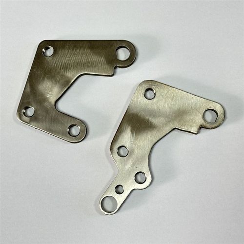 适用铃木UU/UY/UE125改装双活塞卡H钳转接码刹车泵固定支架 不锈