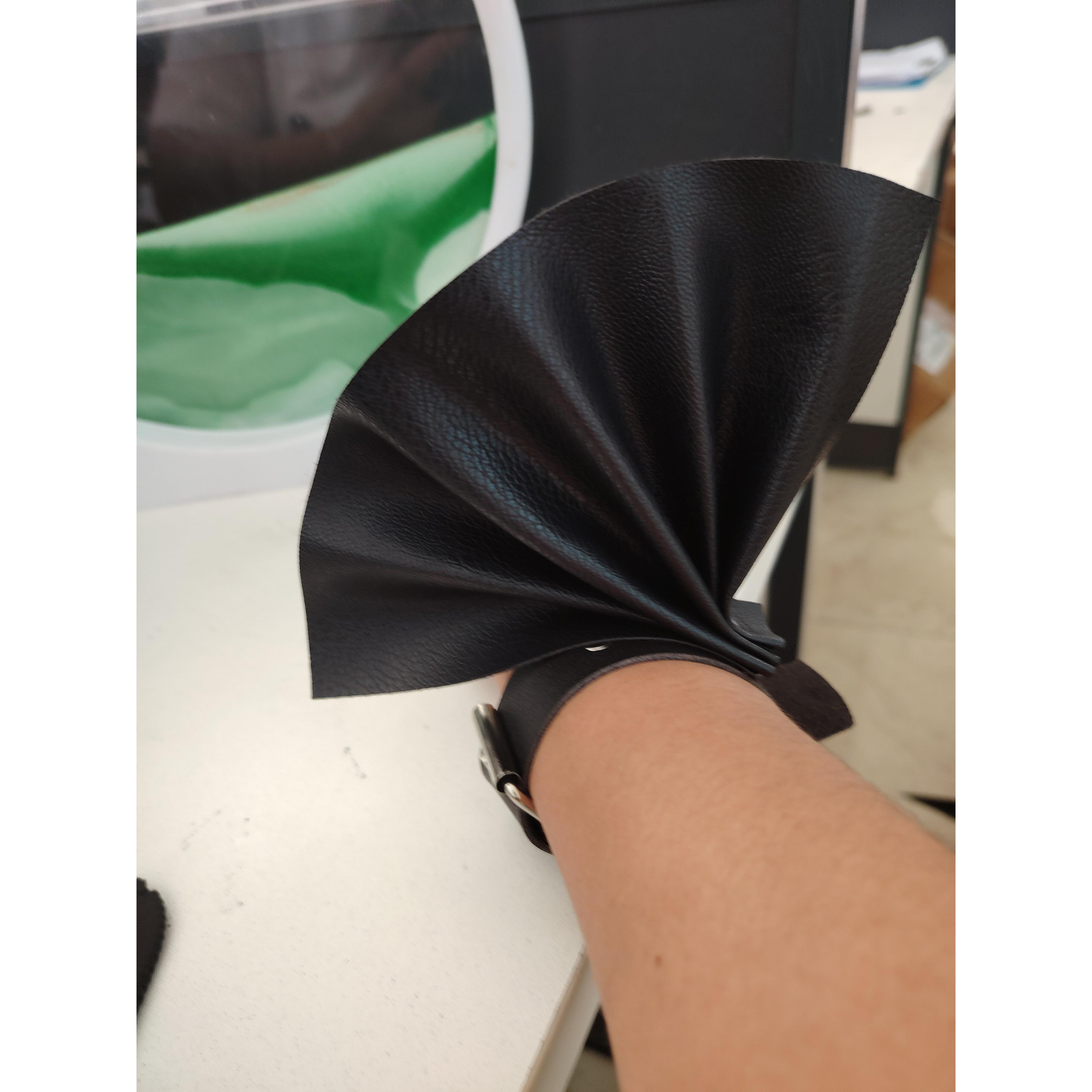 明星同款立体皮革蝴蝶结对夹可爱仙女兔耳朵发夹鸭嘴手环搭配饰品