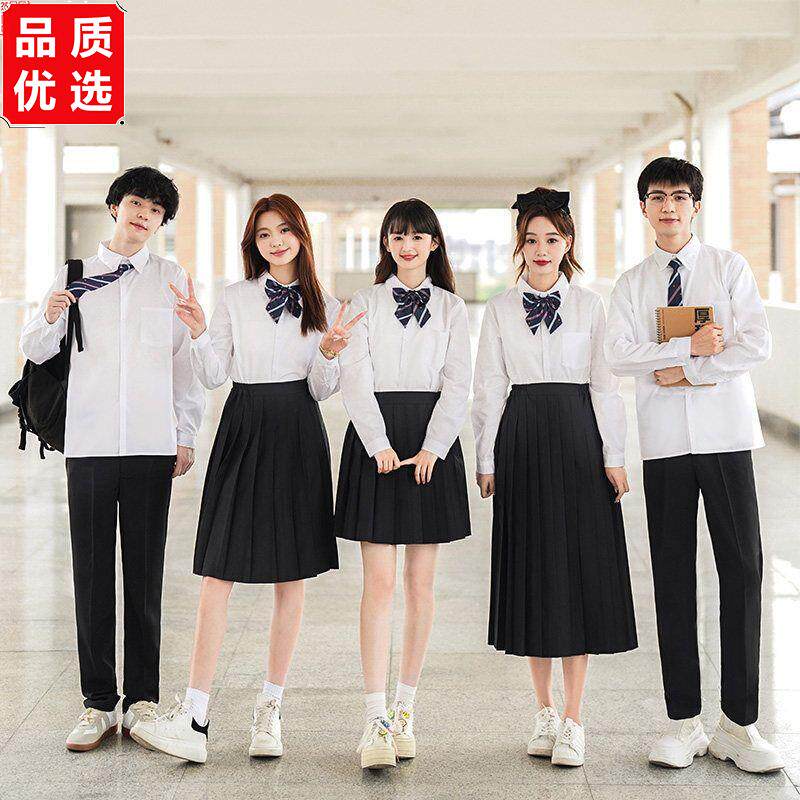 初中生合唱诗歌朗诵演出