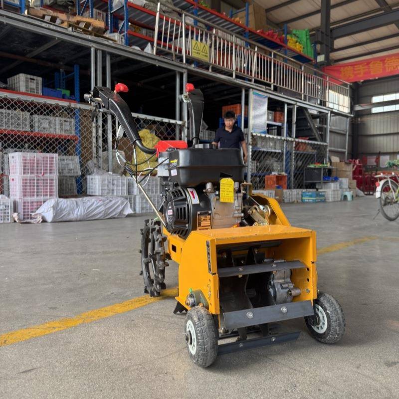 四驱柴油自走式打草除草机大棚旋耕碎草机犁地松土开沟微耕机