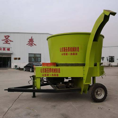 可牵引式草捆粉碎机加工细度大型草捆秸秆粉碎机叉车进料