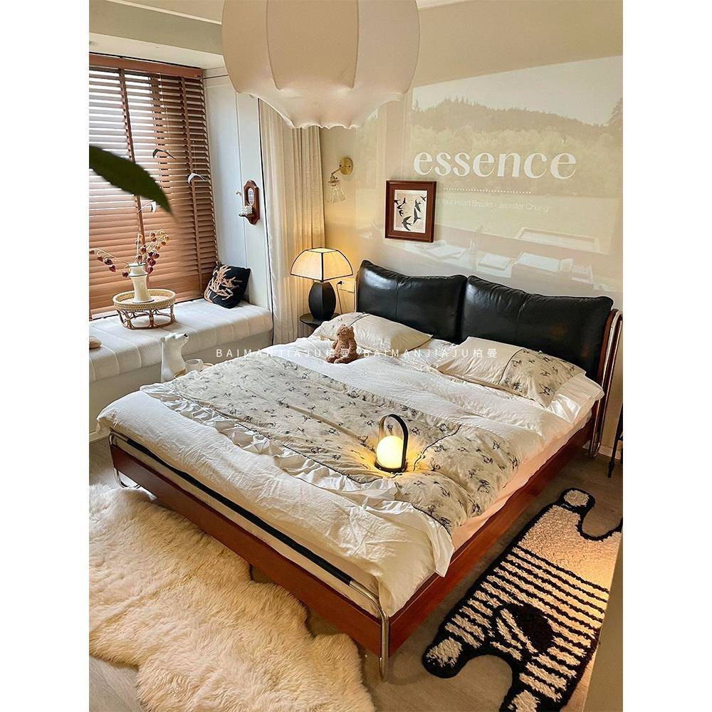 包豪斯真皮床法式覆古软包主卧1.8米婚床双人床实木中古风流影床