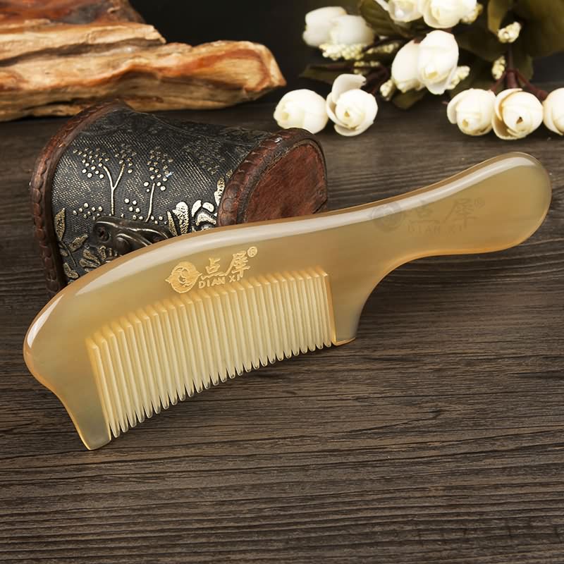 点犀天然角梳绵羊角梳子按摩直发梳刻字送老婆女友结婚生日礼物