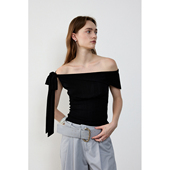 modo diverso原创小众设计感醋酸坑条翻领露肩绑带飘带T恤女