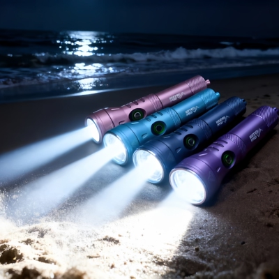 新款WaterPro马卡龙轻量潜水手电筒2000流明60米防水超长续航