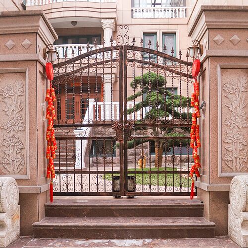 仿真电子鞭炮家用结婚爆竹免插电带超响炮仗春节过年新年装饰布置