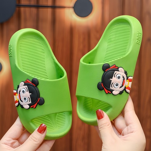 哪吒儿童拖鞋男女中大童宝宝居家用外穿浴室内洗澡防滑软底凉拖夏