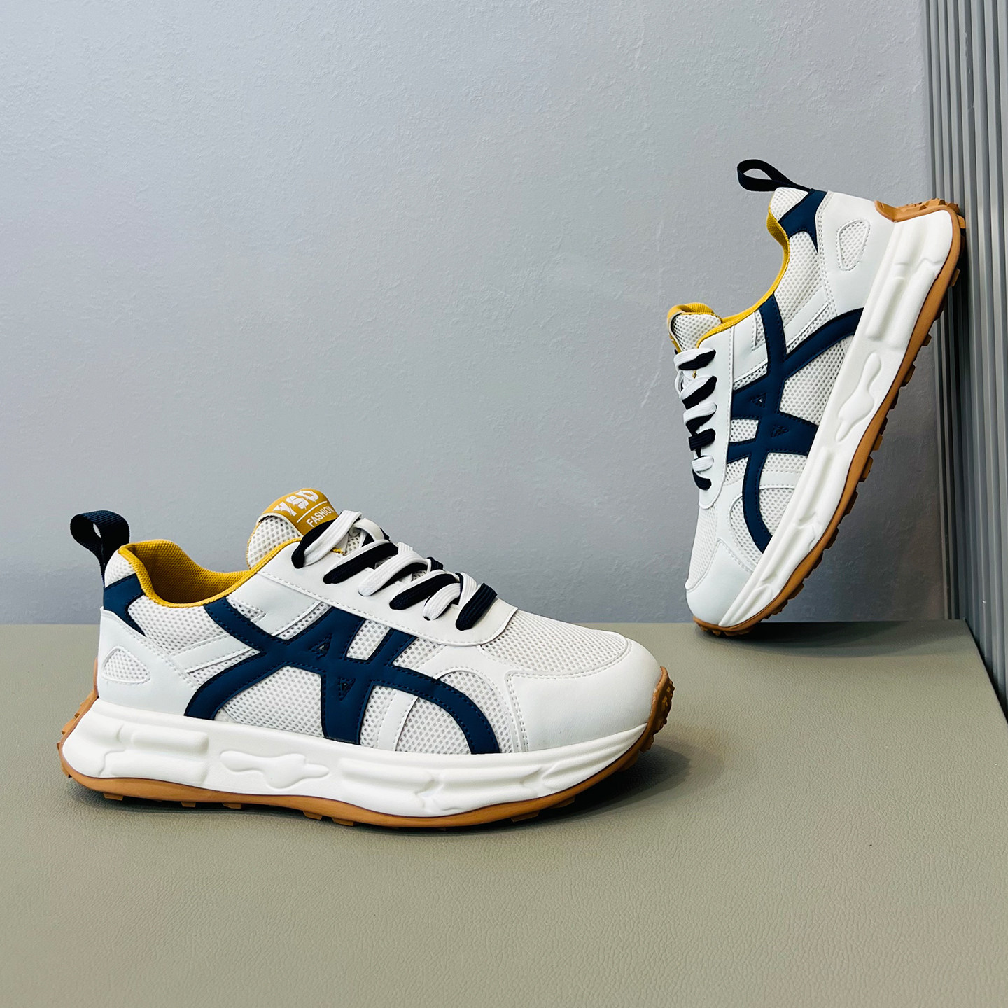 欧洲站男鞋2026春夏新款透气网面厚底阿甘鞋百搭舒适运动休闲潮鞋