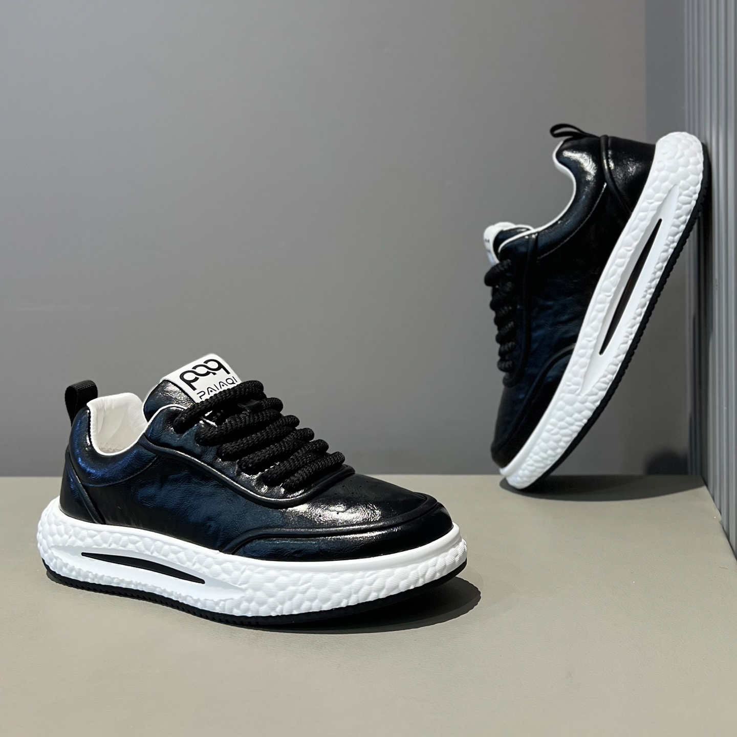 保暖加绒软底运动休闲增高真皮