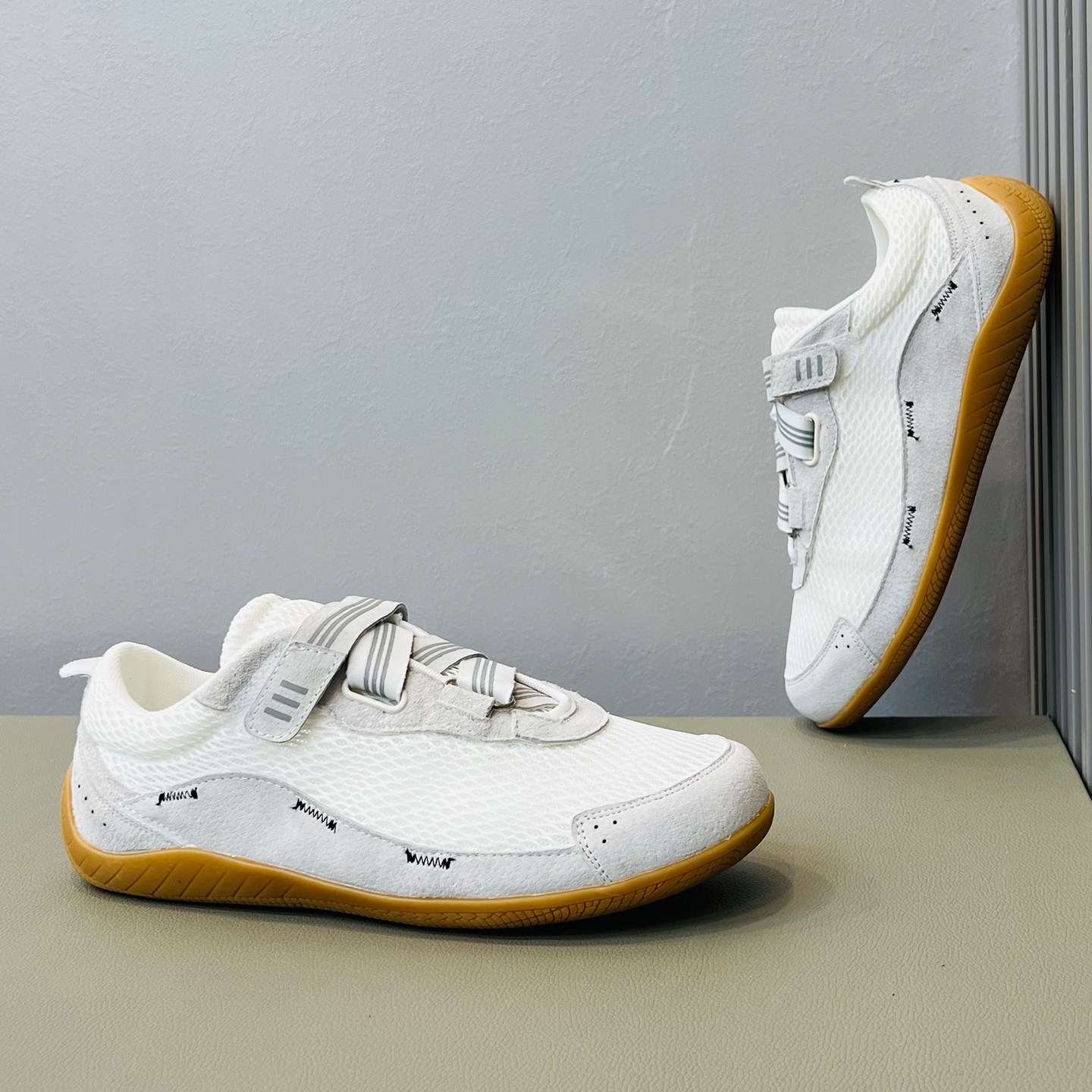 网面鞋2026春夏新款透气百搭运动休闲男鞋软底轻便德训小白鞋男款