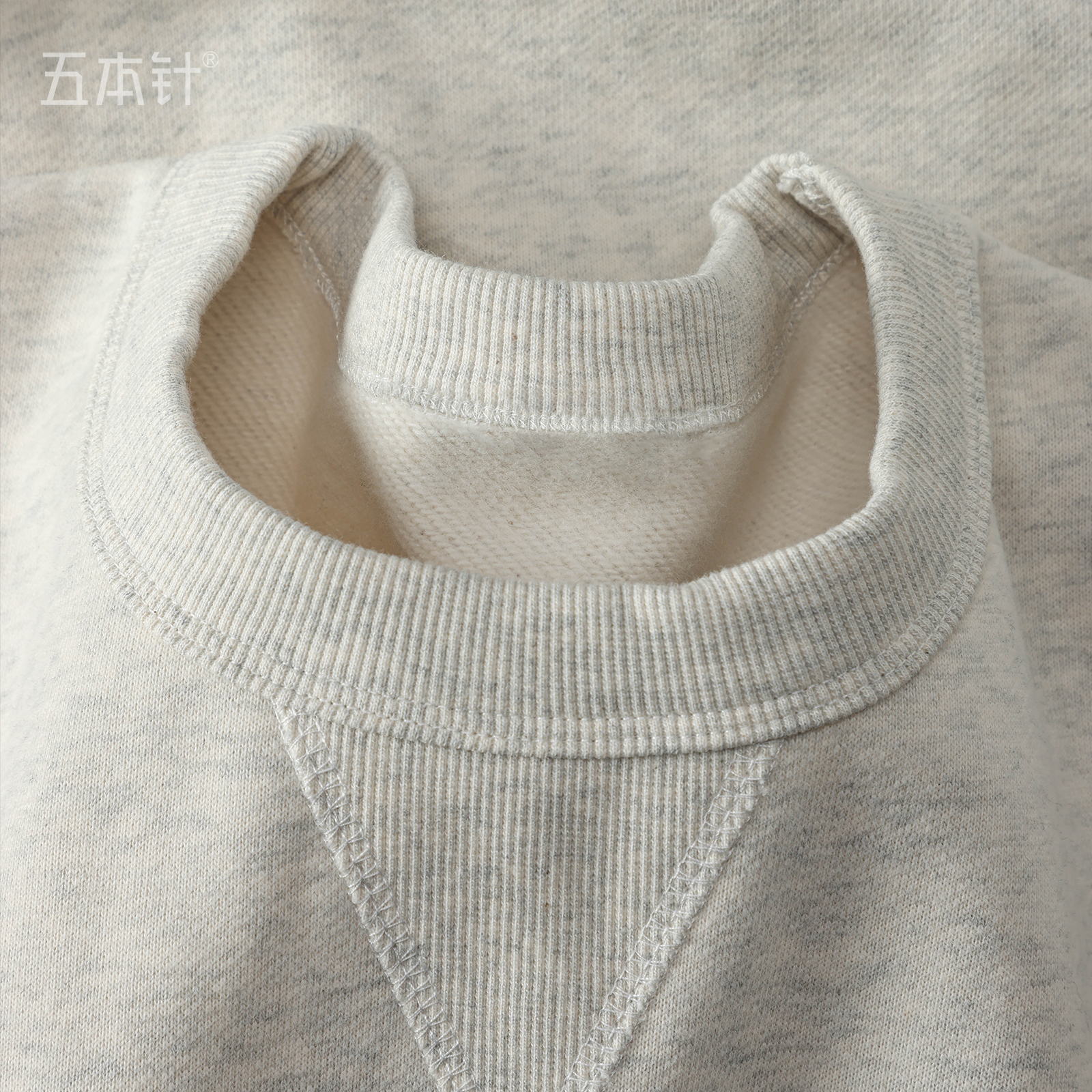 保暖亲肤碳磨紧密手抓一体绒卫衣