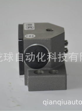 086563 GSBF02R08-552-M 立式组合行程开关 德国EUCHNER