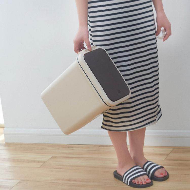 欧式创意简约款塑料家用客厅有盖弹盖垃圾桶办公室手提垃圾桶