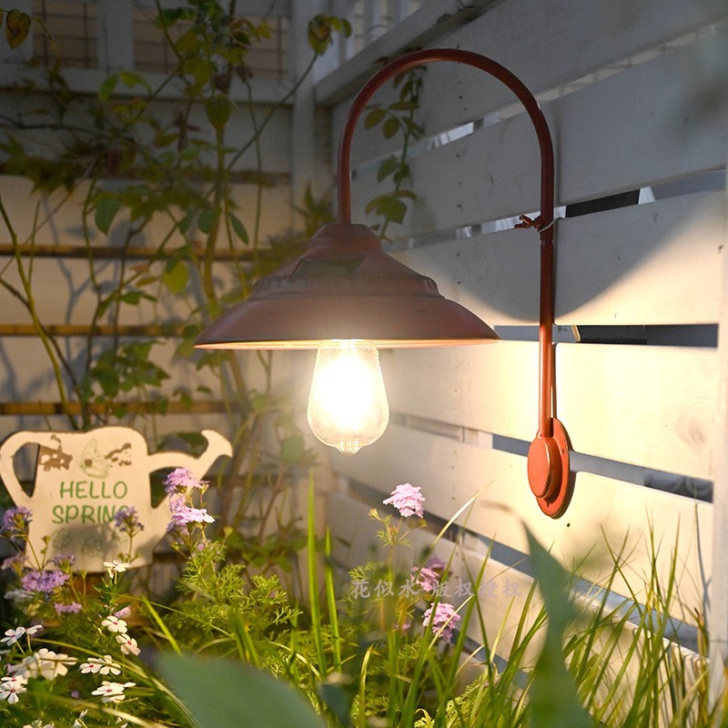 花园铁艺太阳能灯壁挂装饰户外摆件创意挂灯高亮庭院布置阳台布景