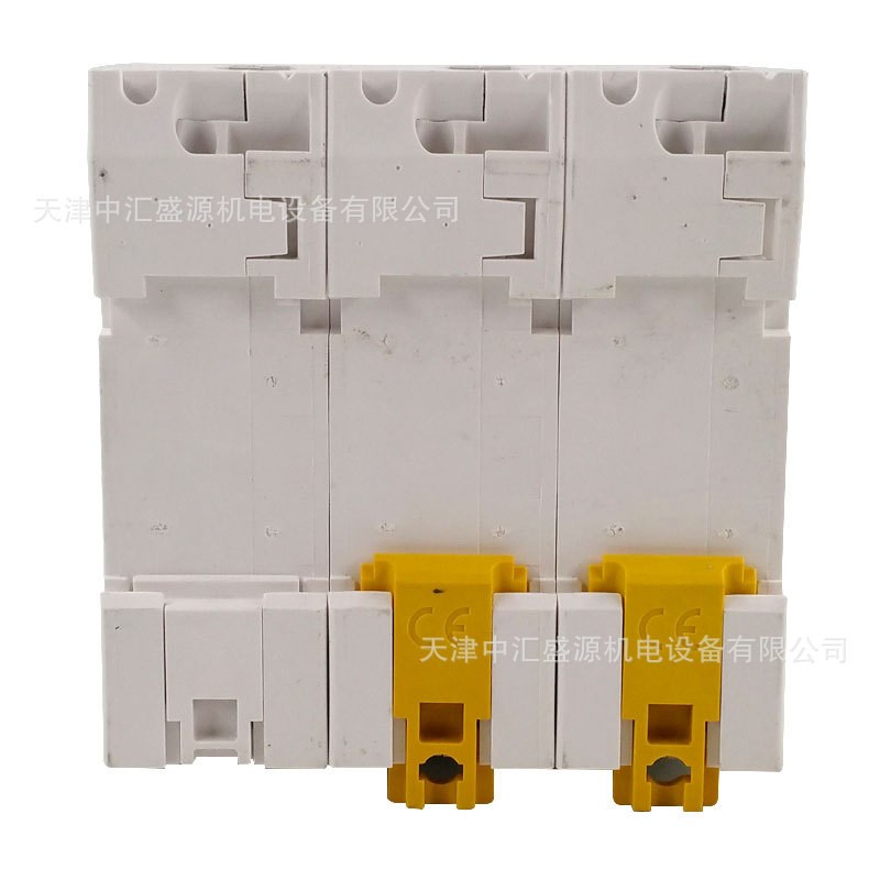 C120L微型断路器A9N19846小型空气开关C120L 3P D80A漏保