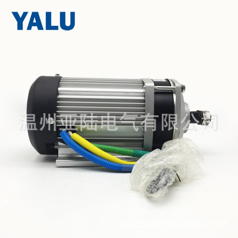 BM1424ZXF 2200W60V72V无刷中置减速电机 电动三轮车四轮车电机