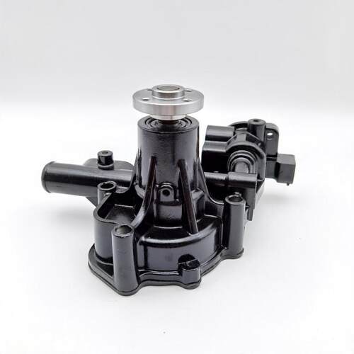 挖掘机小松PC30 20 35 40 45 50 55-2洋马4D84发动机水泵