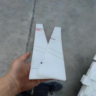 超高分子聚乙烯板耐磨pe条尼龙条pom条导轨滑条塑料垫条挡条加工