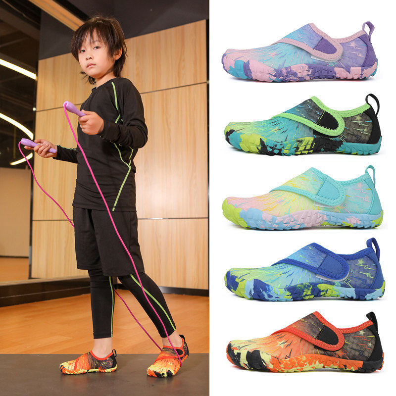 儿童专用室内训练鞋静音跳绳鞋减震男女防滑透气攀岩鞋耐磨跑步鞋