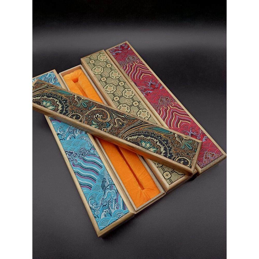 高档香樟木扇盒9.5寸文玩折扇礼盒贴锦面盒子榫卯工艺天地盖10寸,家居饰品,工艺扇/团扇/喜扇/折扇,淘宝优惠券,粉丝福利购,淘宝优惠卷