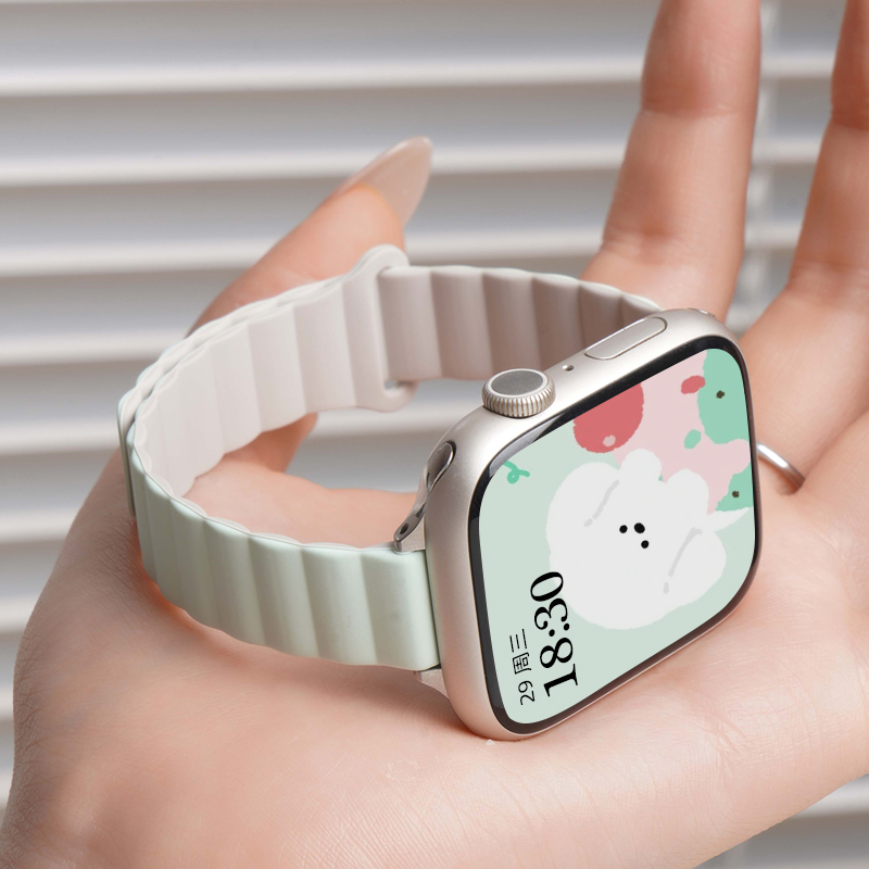 适用苹果手表S11新款iwatch9表带applewatch10回环磁吸S10硅胶S8腕带女款SE3运动S7运动高级链ultra3替换腕带
