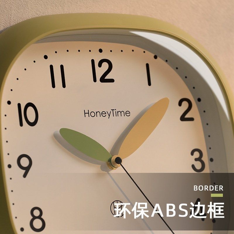 奶油风挂钟2025新款客厅家用卧室钟表挂墙创意静音V挂表免打孔时,家居饰品,挂钟,淘宝优惠券,粉丝福利购,淘宝优惠卷