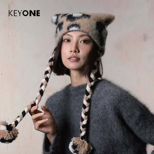KEYONE2025新款秋冬豹纹猫耳针织帽女秋冬编织系带可爱保暖毛线帽