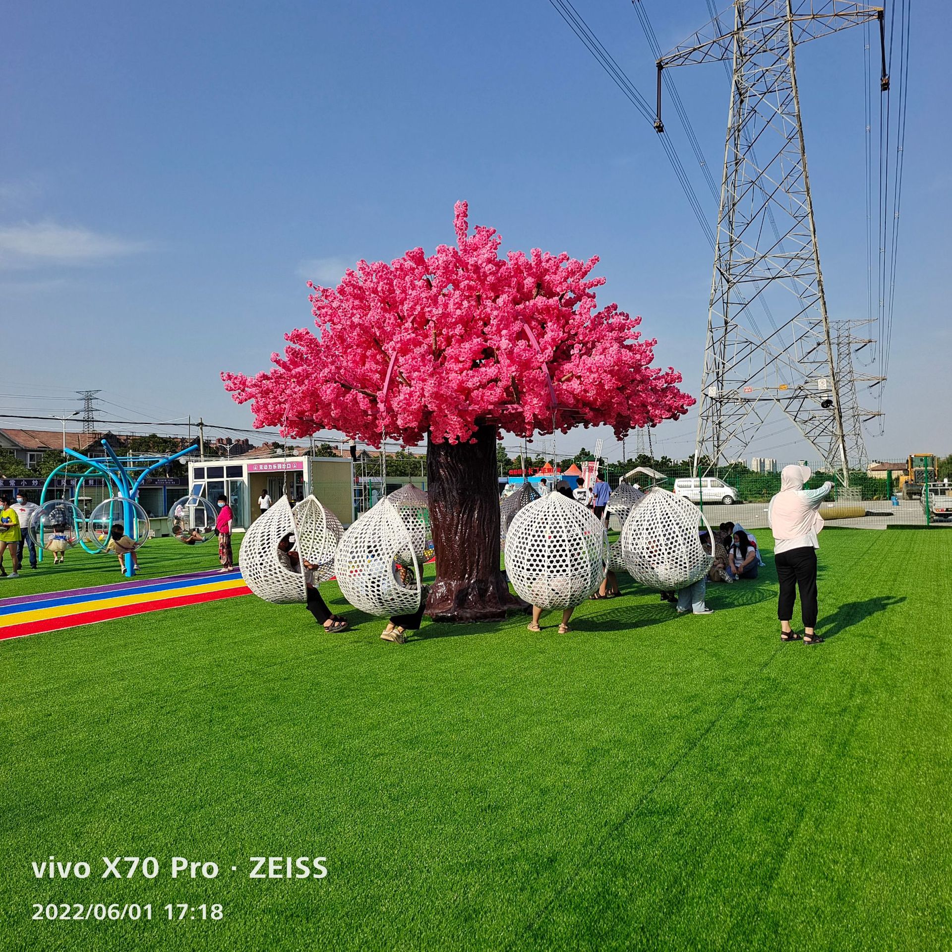 景区农庄网红产品无动力多人旋转秋千公园户外儿童亲子游乐设施