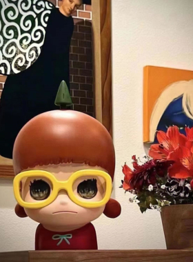 优选奈良美智小女孩存钱罐潮流玩具存钱筒桌面装饰摆饰潮玩艺术公