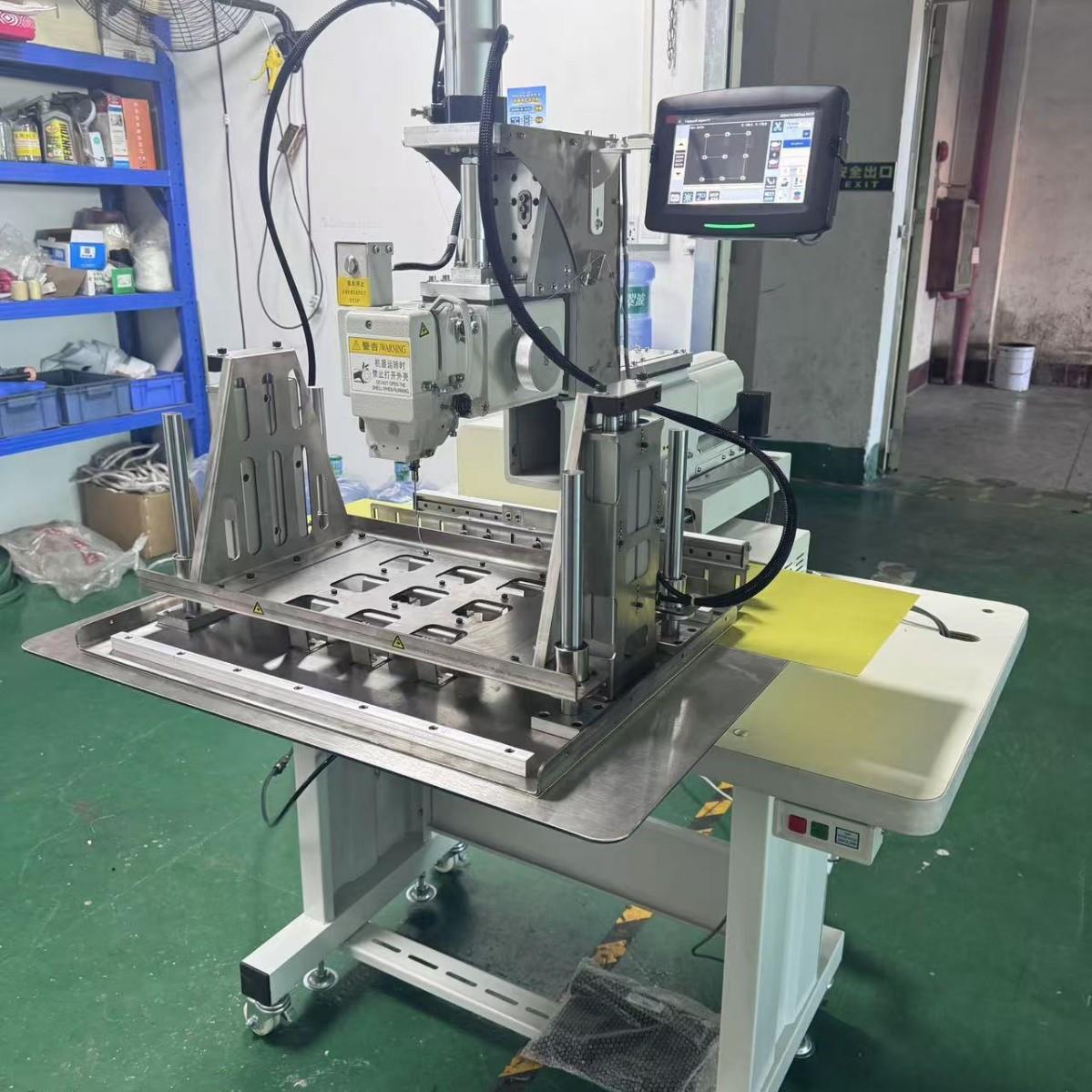 定做工业缝纫机抱枕缝纫机 靠枕套结机座垫打圆电脑花样机枕头机