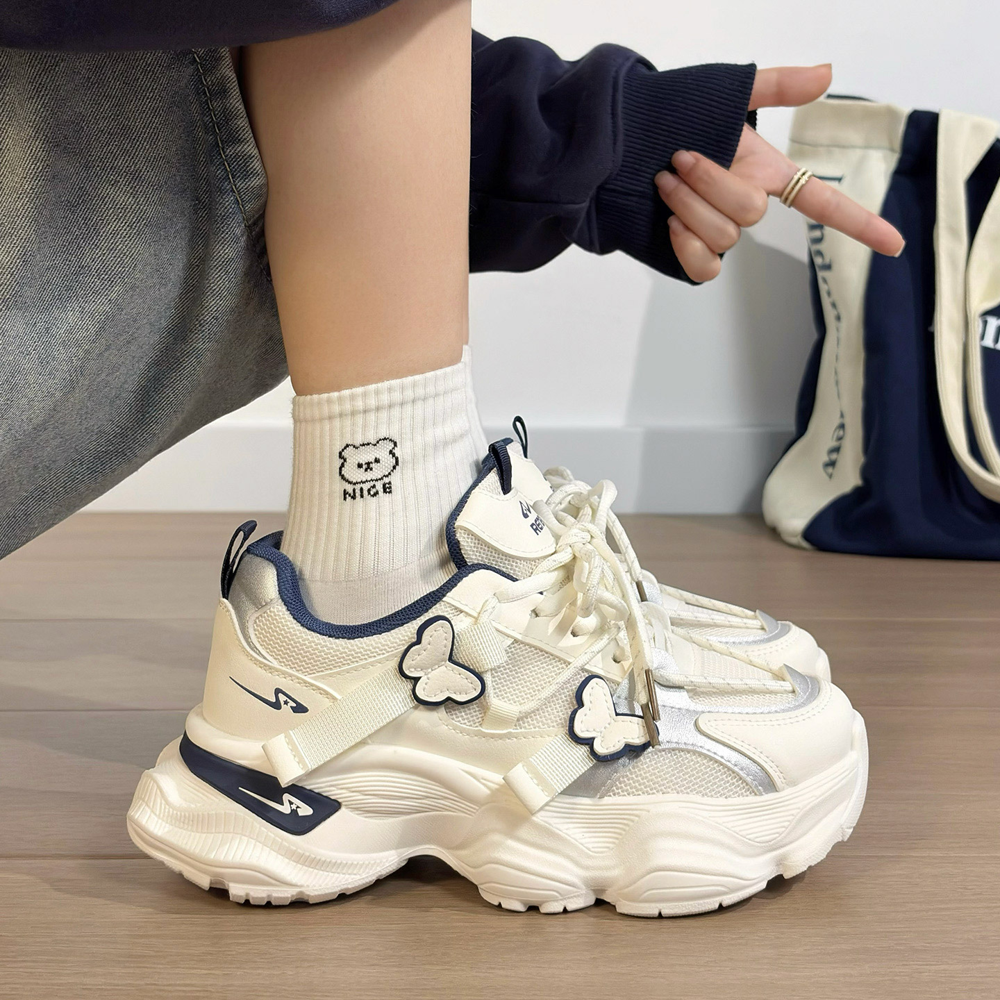 人本鞋子女款厚底百搭老爹鞋2025新款爆款女鞋夏季透气女士休闲鞋