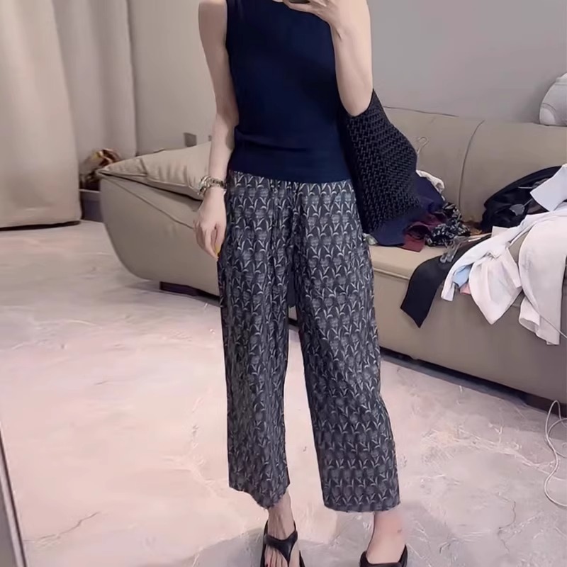 【送运费险】直筒印花八分阔腿裤