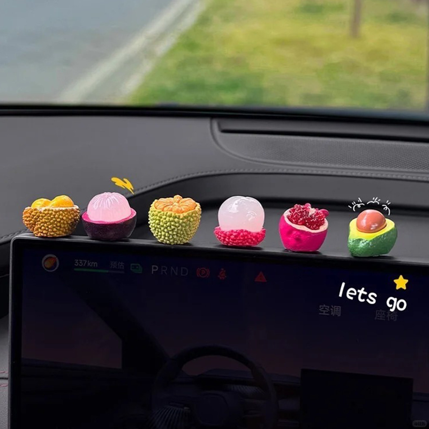 治愈系半剥水果汽车摆件车载中控台显示器女迷你个性创意车载装饰