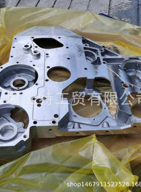 QSM11发动机齿轮室4973541 4973540 4985108