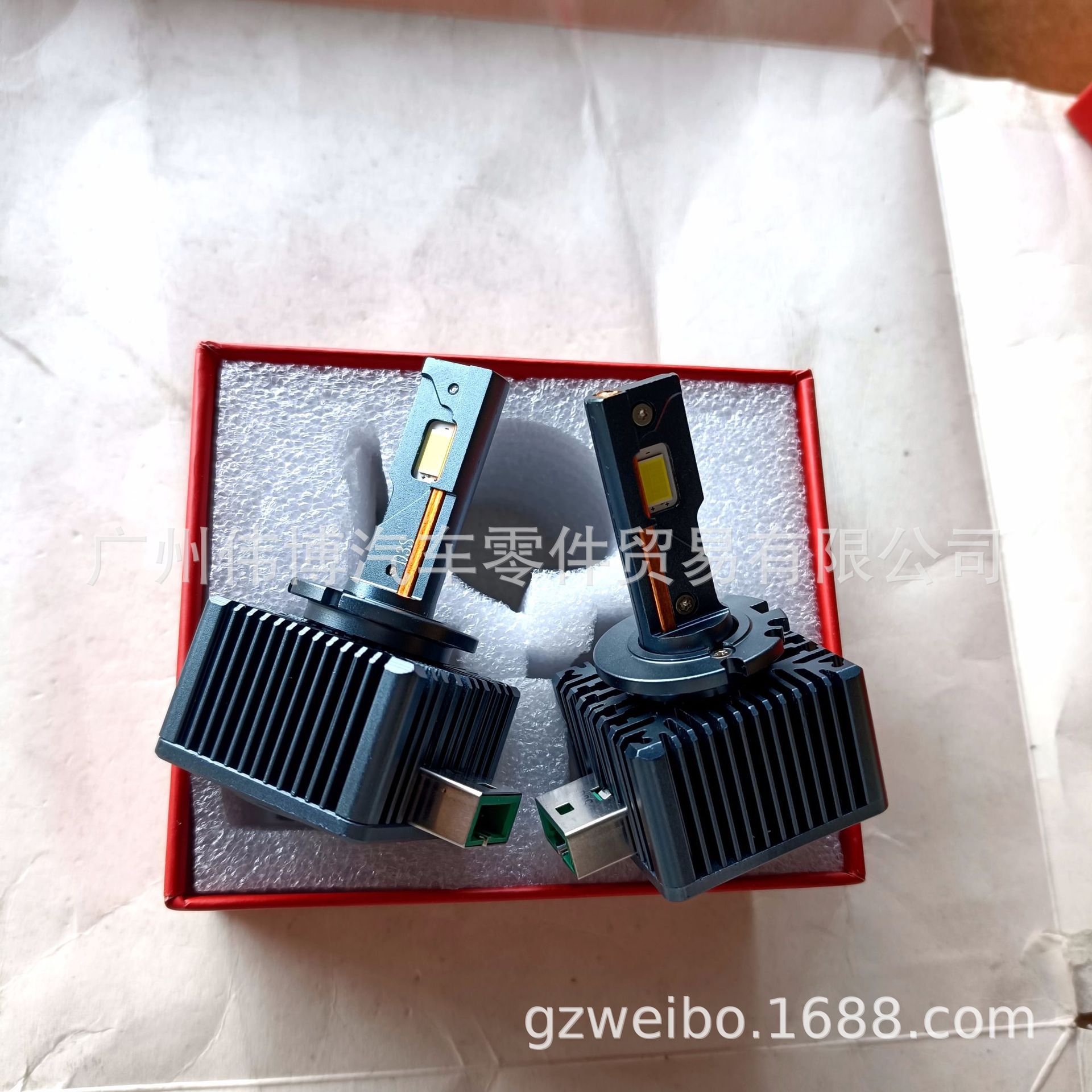 汽车LED大灯D系列 双铜管导热LED灯前大灯LED D3S6000K 55W灯泡