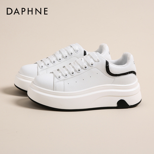 达芙妮厚底板鞋2026冬季新款小白鞋女增高百搭休闲板鞋