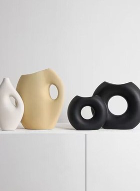 现代简约抽象艺术摆m件高级感轻奢风家居客厅电视柜酒柜装饰品摆