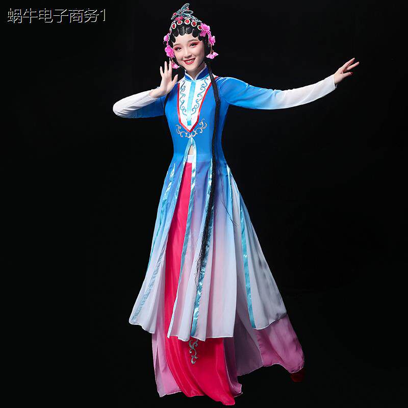 戏曲服装女俏花旦京剧越