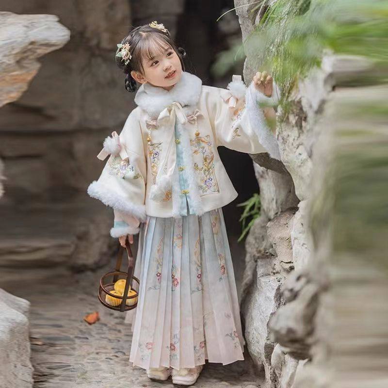 汉服儿童女国潮小孩汉服长袖加绒马面裙拜年服加绒加厚新款拜年服,童装/婴儿装/亲子装,汉服,淘宝优惠券,粉丝福利购,淘宝优惠卷