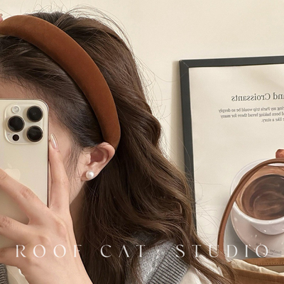 [屋顶的猫]发捆丝绒慵懒氛围