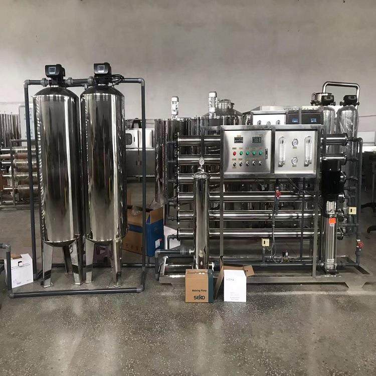 小瓶天山泉134水矿水处理设备全套自动生纯净苏打水灌然装产线厂