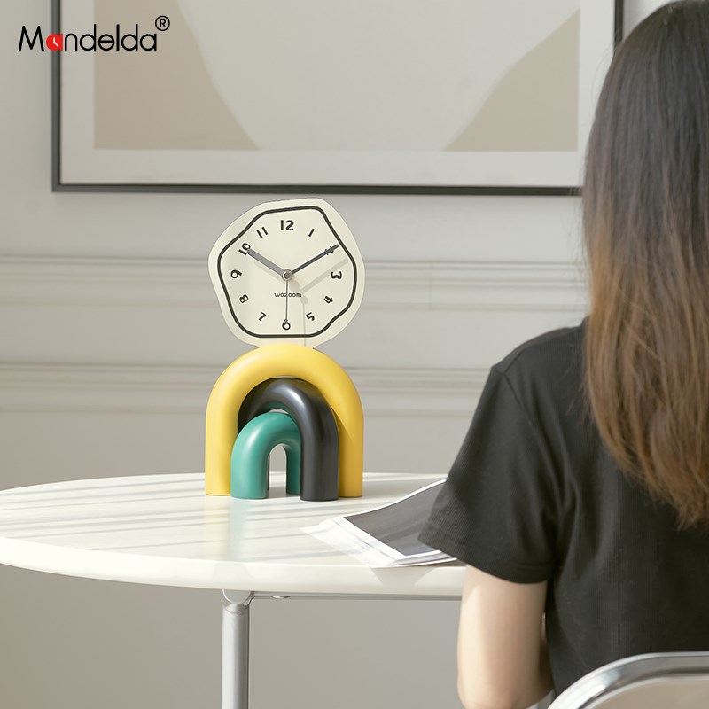 满得达奶油风客厅桌面摆件家居装饰品钟表电视柜玄关创意时钟