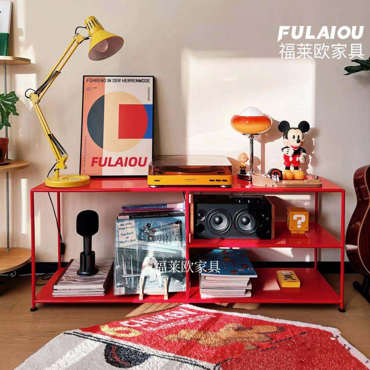 Montana极简电视柜中古风红色铁艺置物架多巴胺客厅背景墙电视柜