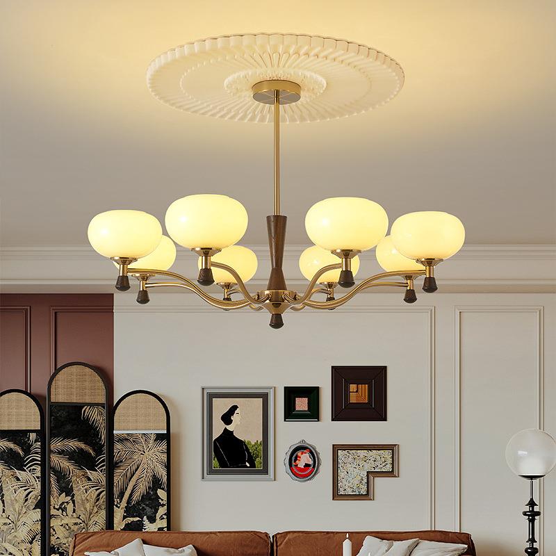 新款客厅吊灯法式中古风创意实木餐厅主灯氛围灯卧室装饰简约灯具