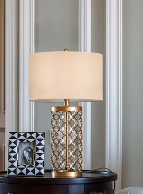 现代简约轻奢台灯北欧时尚铁艺设计师中式别墅艺术客厅卧室床头灯