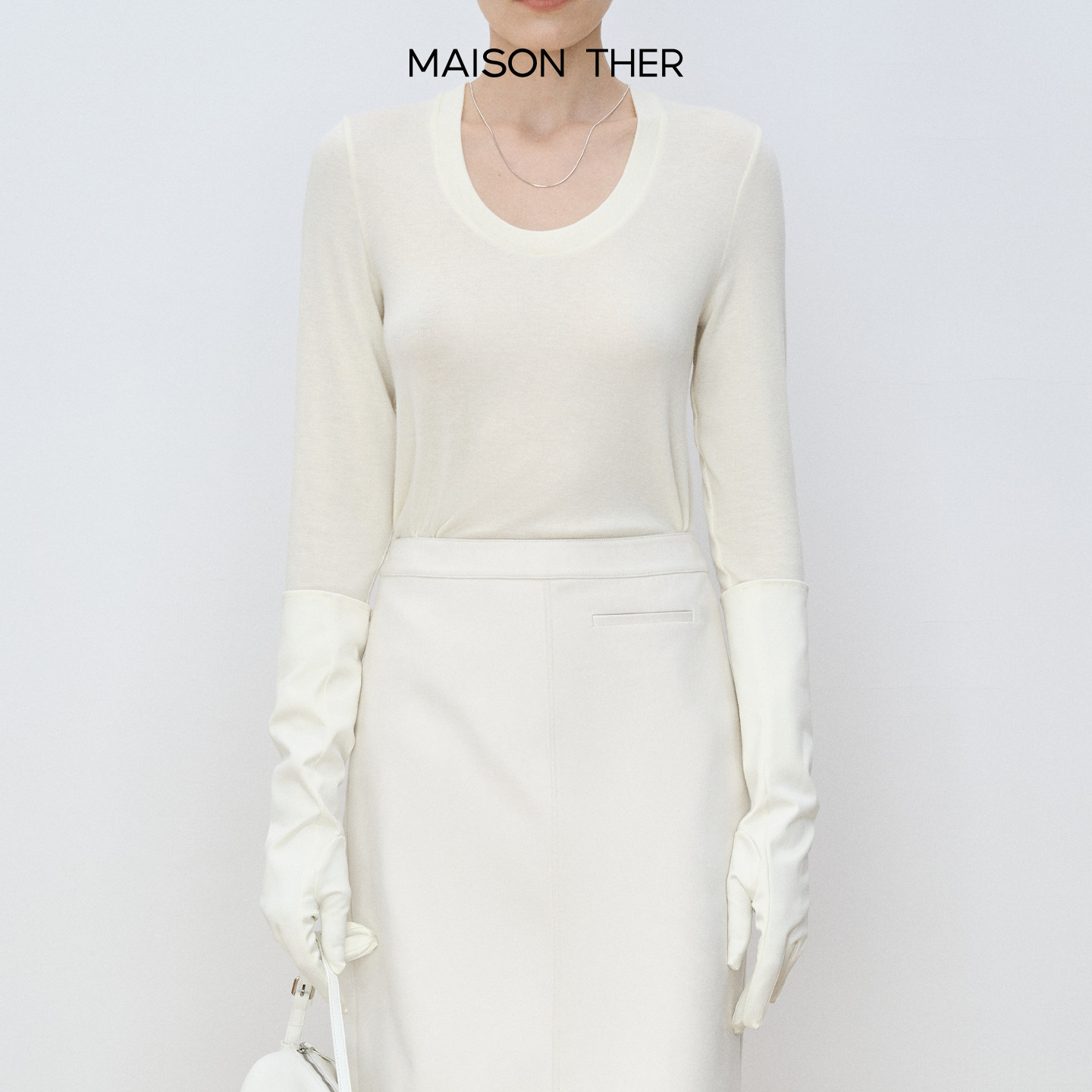 MAISON THER【25秋冬】真丝羊绒混纺高领衫智系质感U领针织打底衫