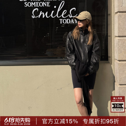 春秋休闲轻奢翻领PU皮夹克女款